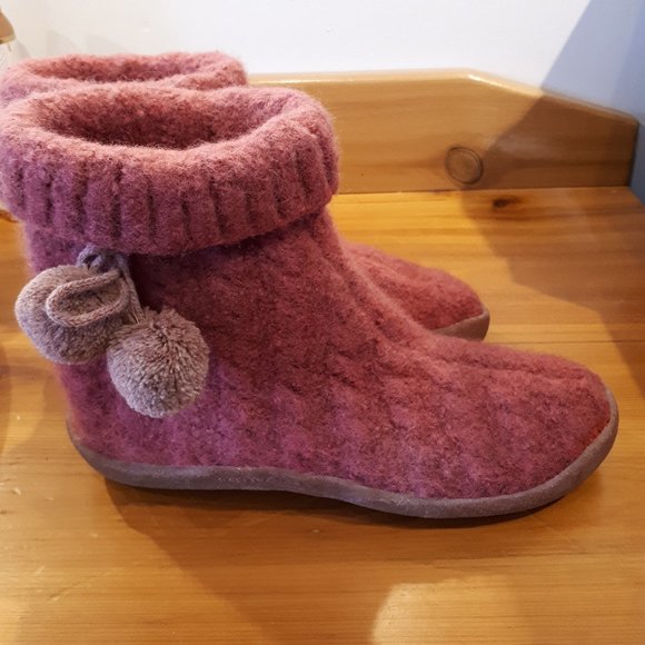 100% Wool Slipper Boots - Size 6 - Pink - Picture 2 of 4